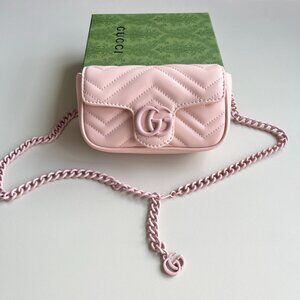 "GUCCI Mini GG MARMONT Matelasse leather chain Shoulder Bag"